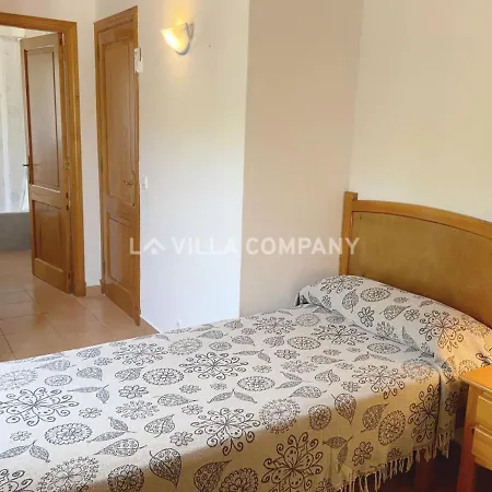 Santi I Villa